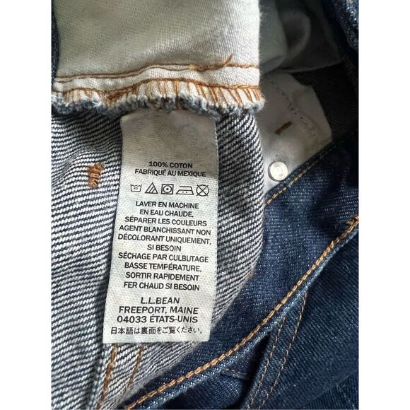 L.L. Bean Relaxed Fit jean size 38x32 - Picture 7 of 7